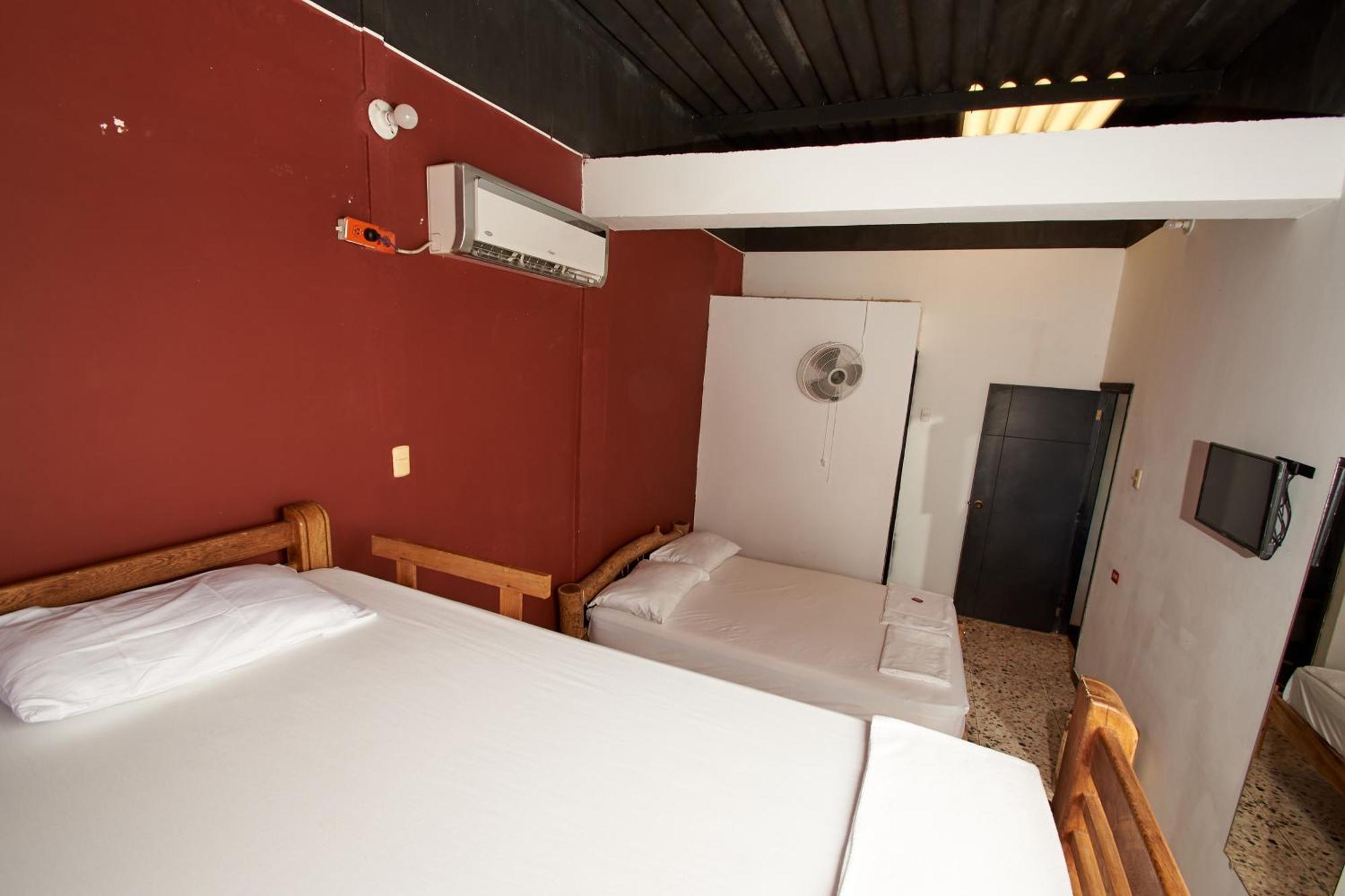 Hotel Flamencamarones المظهر الخارجي الصورة